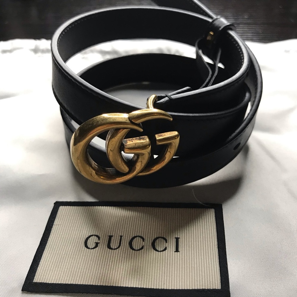 GUCCI Leather belt with Double G buckle